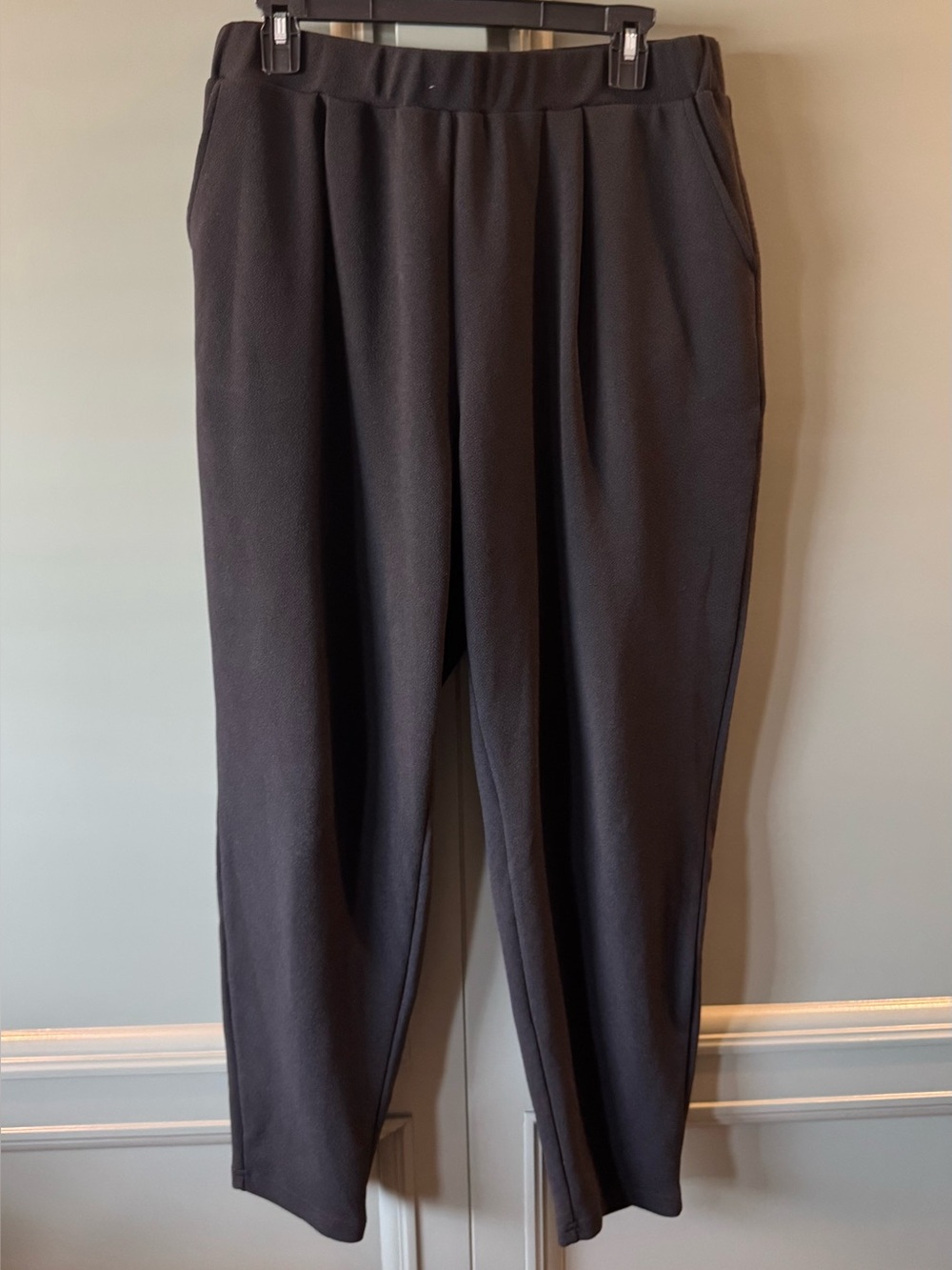NWOT. Women’s  Black Tailored Stretch Pants